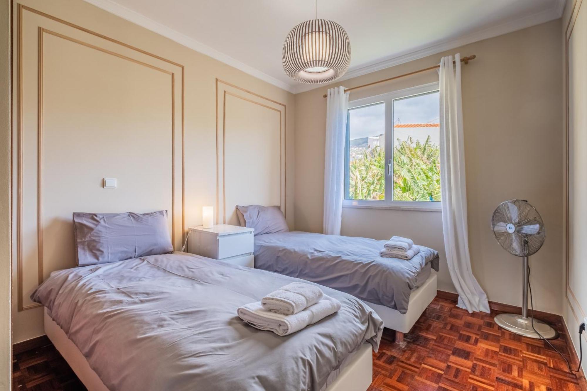 Appartamento Sea View - By Wehost Câmara de Lobos Esterno foto