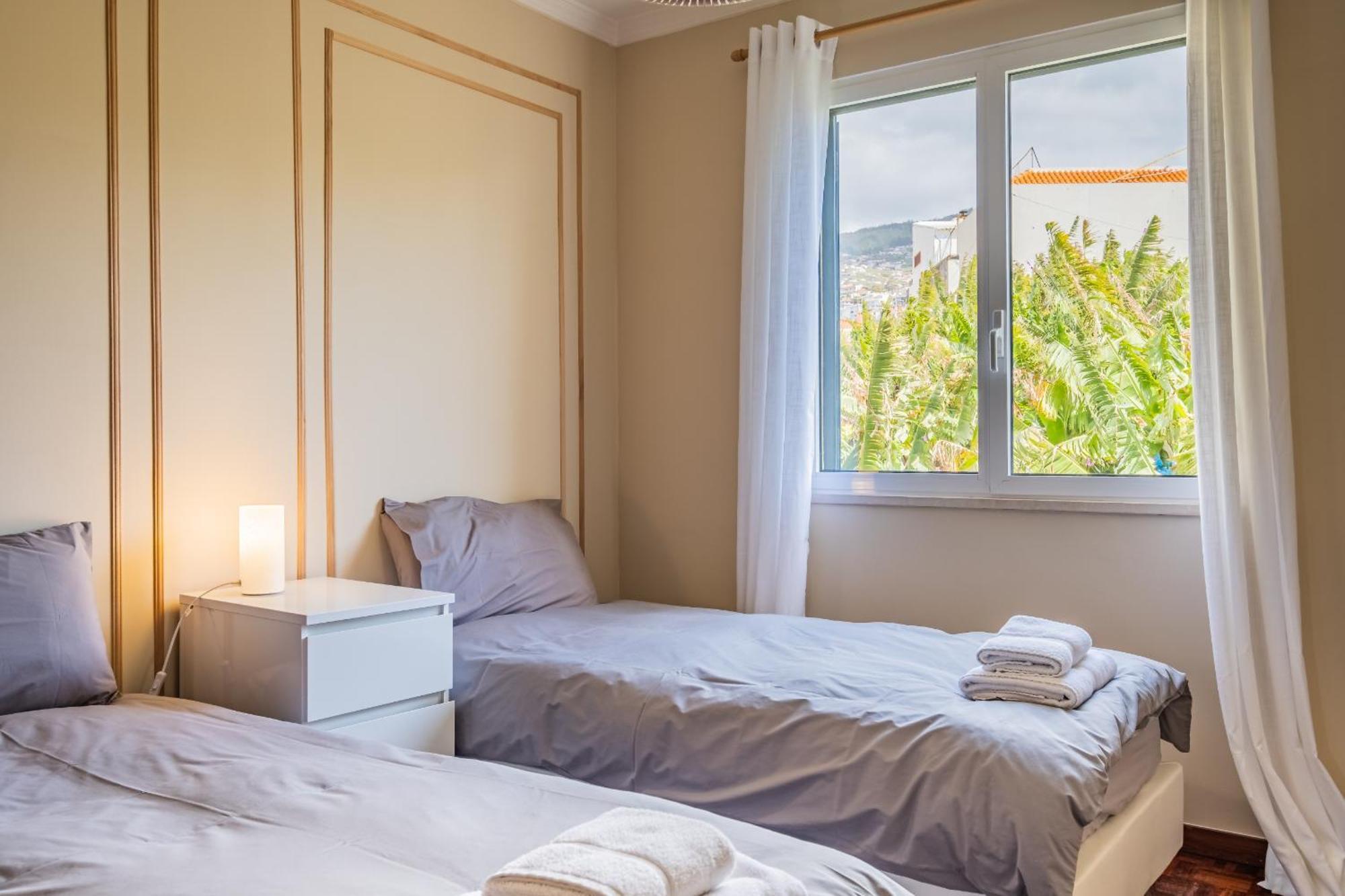 Appartamento Sea View - By Wehost Câmara de Lobos Esterno foto